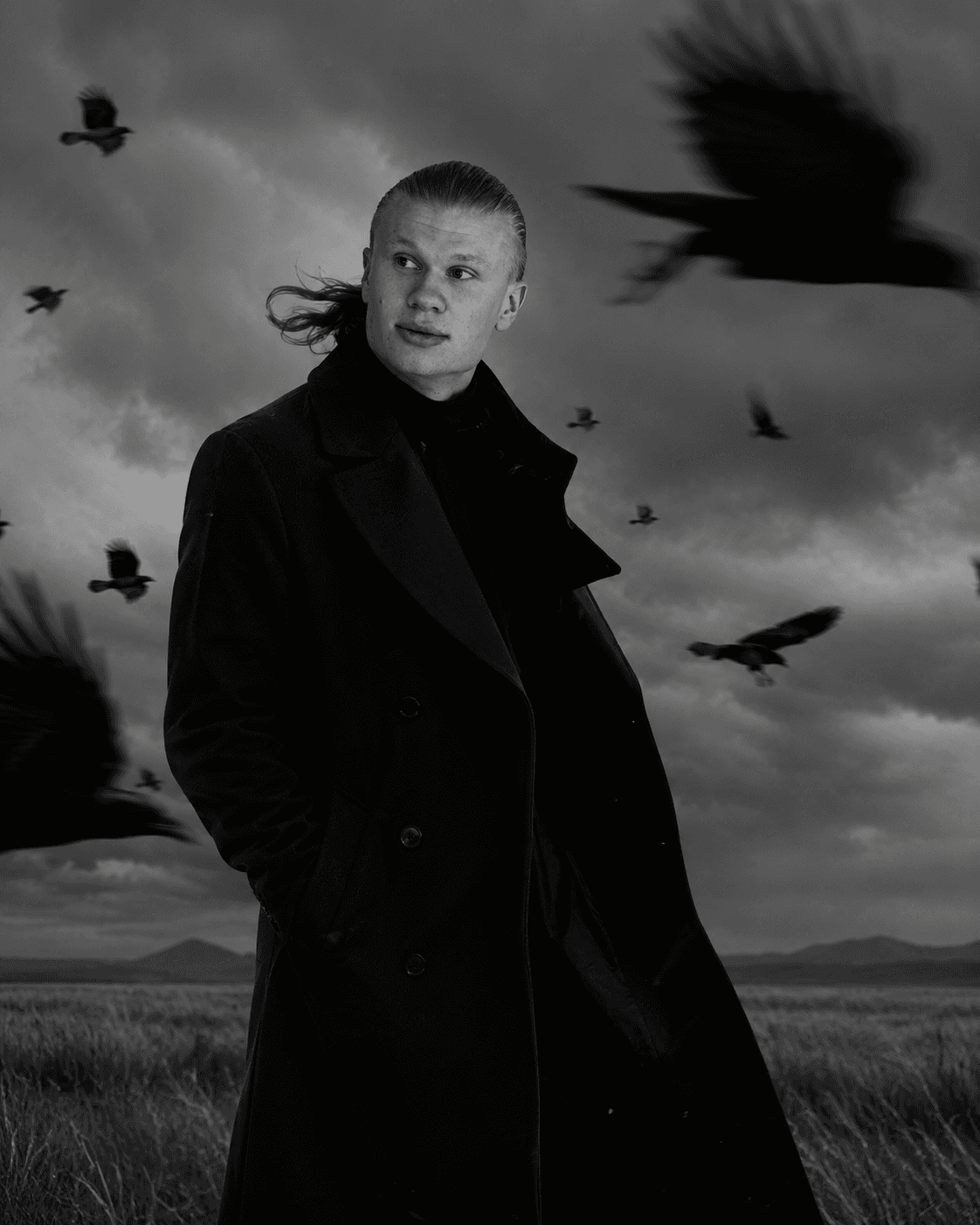 Cinematic Dark Crow Portrait AI Image Prompt – Black & White Gothic Movie Poster